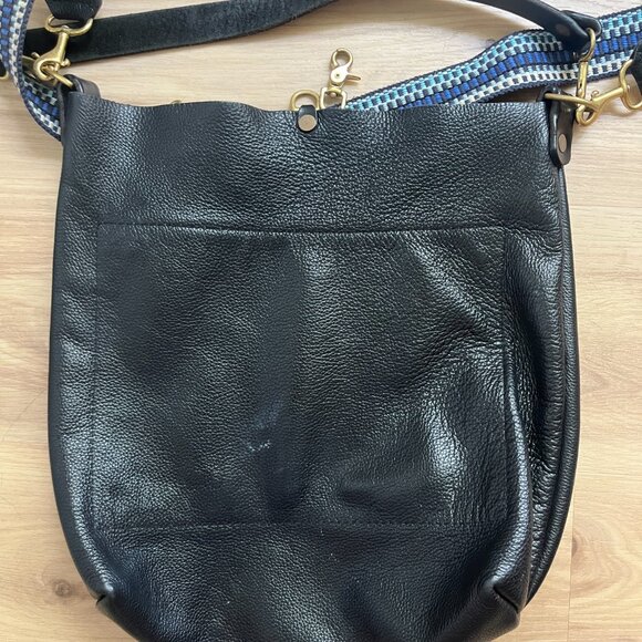 Meanwhile Back on the Farm Black Leather Carryall & Crossbody w/ Italian Strap - Picture 4 of 7